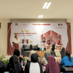 Mahasiswa mengikuti seminar perpajakan HIMSIA UBSI Cikampek tentang etika profesi dan kepatuhan pajak