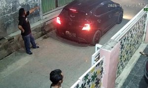 Rumah Warga Cikampek Barat Diduga Diintimidasi Sekelompok Orang Bersenjata Tajam